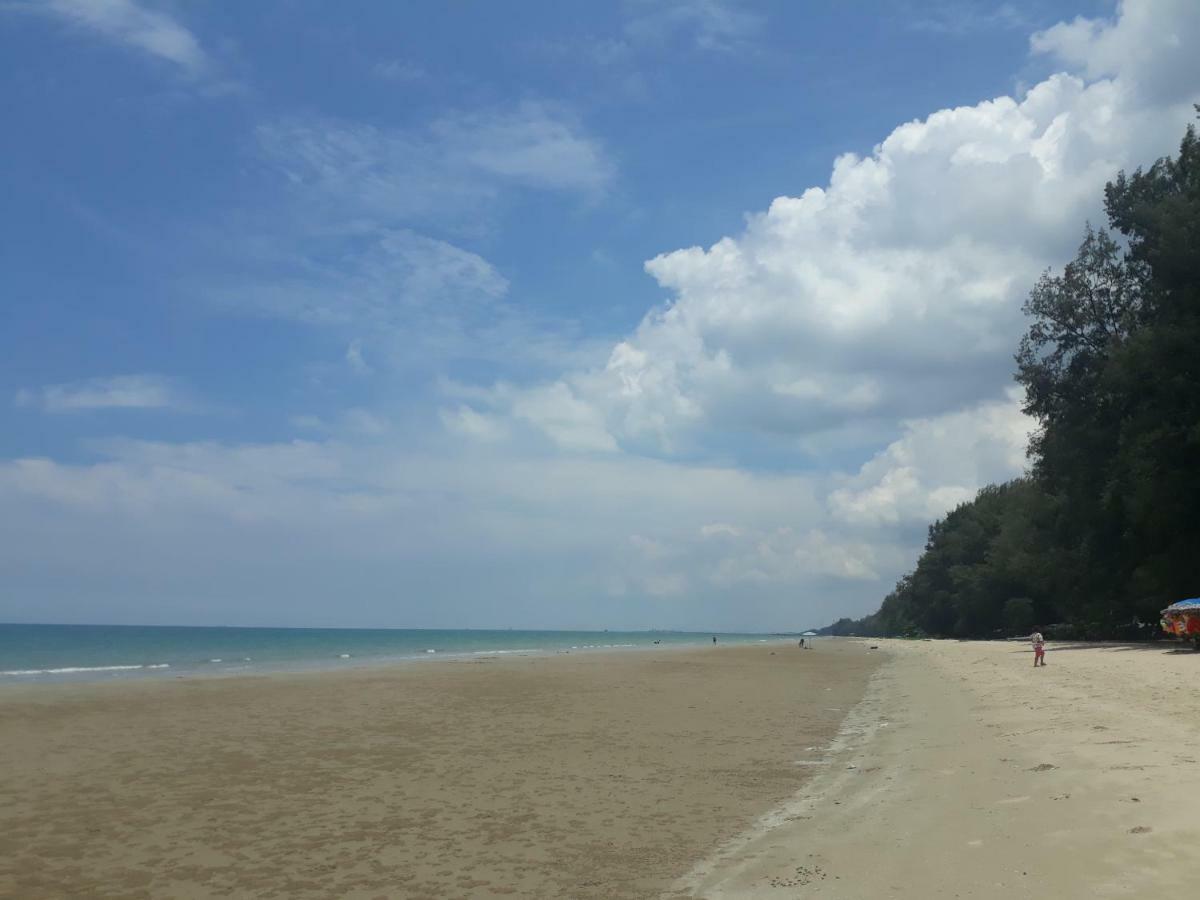 Mae Rampung Beach House คาราโอเกะและสระเด็ก Rayong Extérieur photo